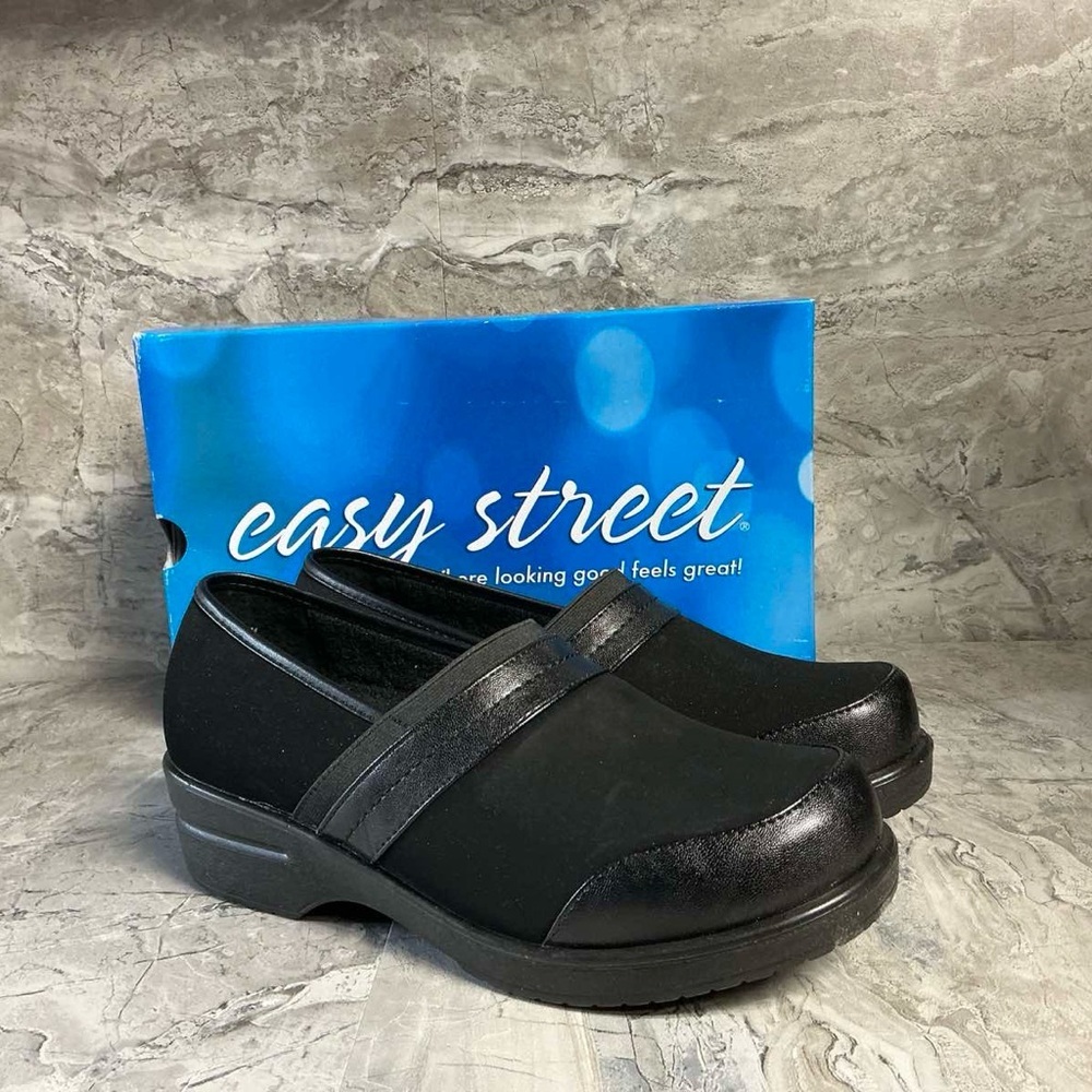 Easy Street Women's Origin Mule - Picture 7 of 7